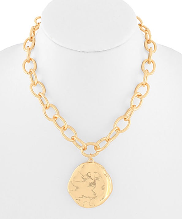 Amelia Circle Necklace