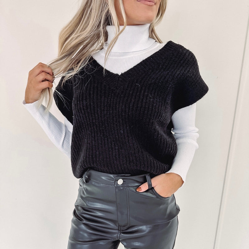 Mary Sweater Vest - Black