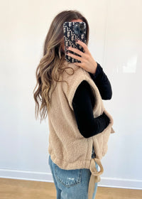 Darcy Teddy Vest - Tan