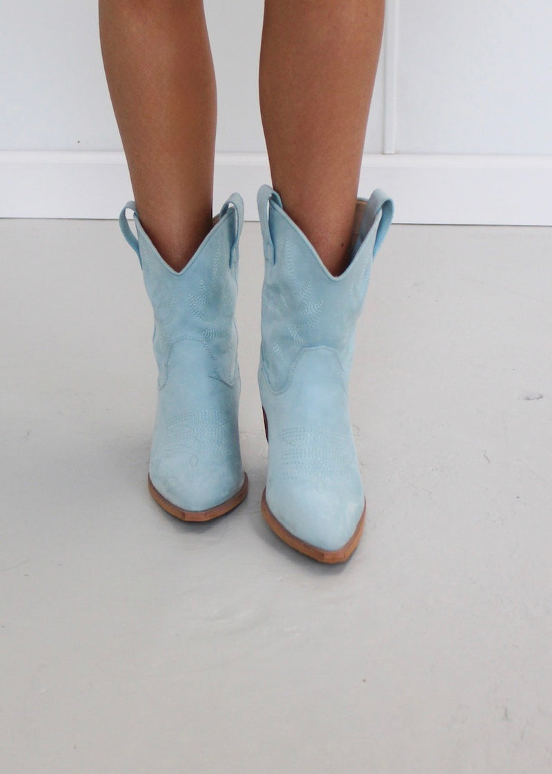 Clara Boots