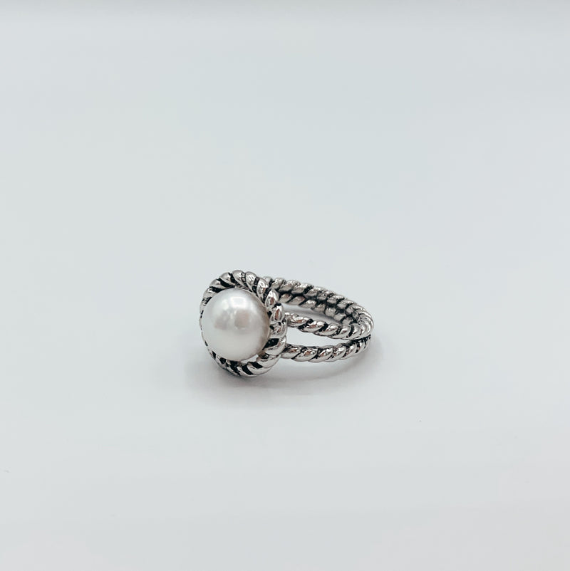 The Sterling Silver Pearl Cable Ring