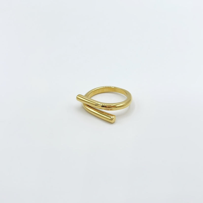 The Twist Gold Ring