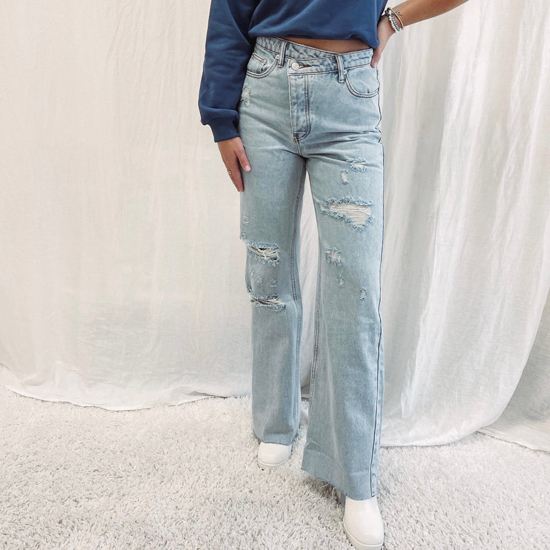 Taylor Asymmetric Jeans
